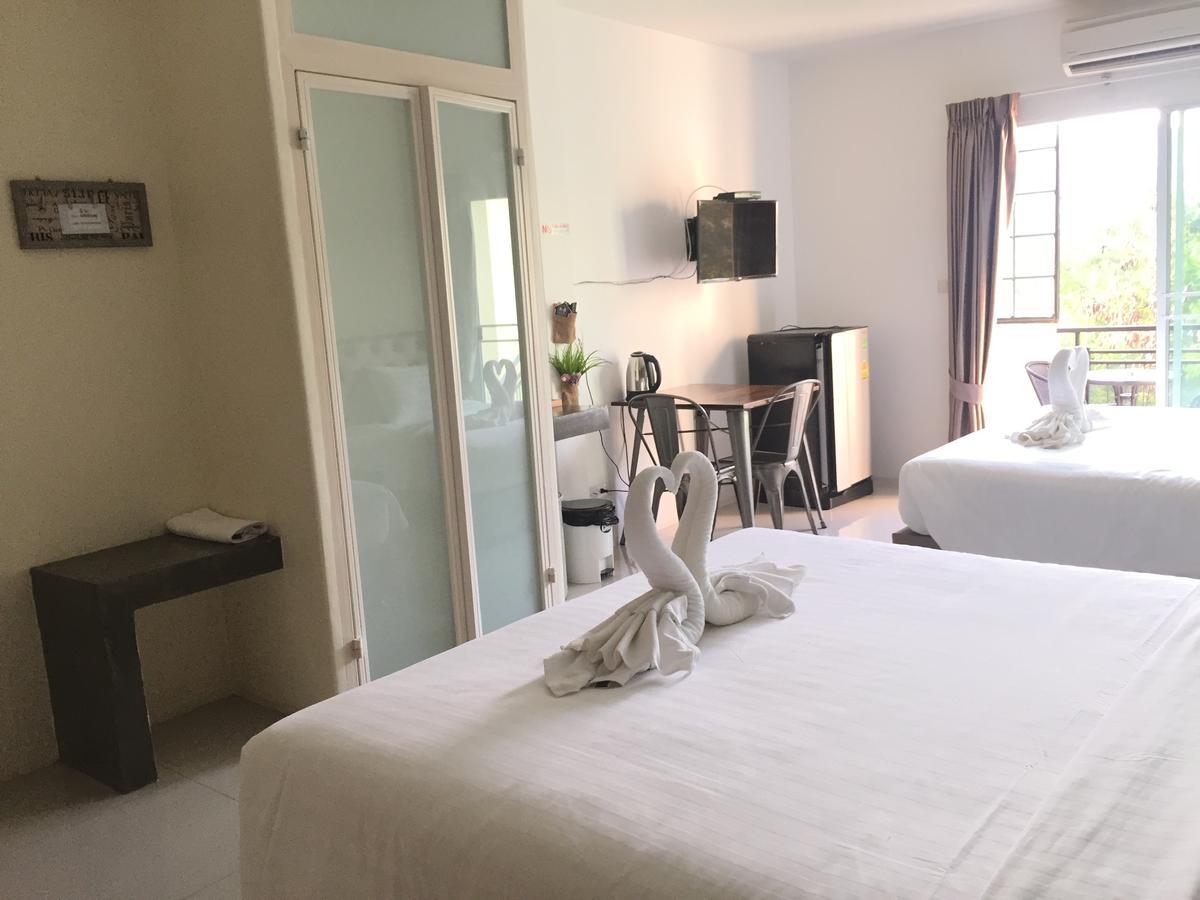 Boutique Summer House Jomtien Beach Extérieur photo