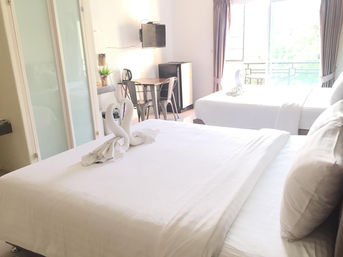Boutique Summer House Jomtien Beach Extérieur photo