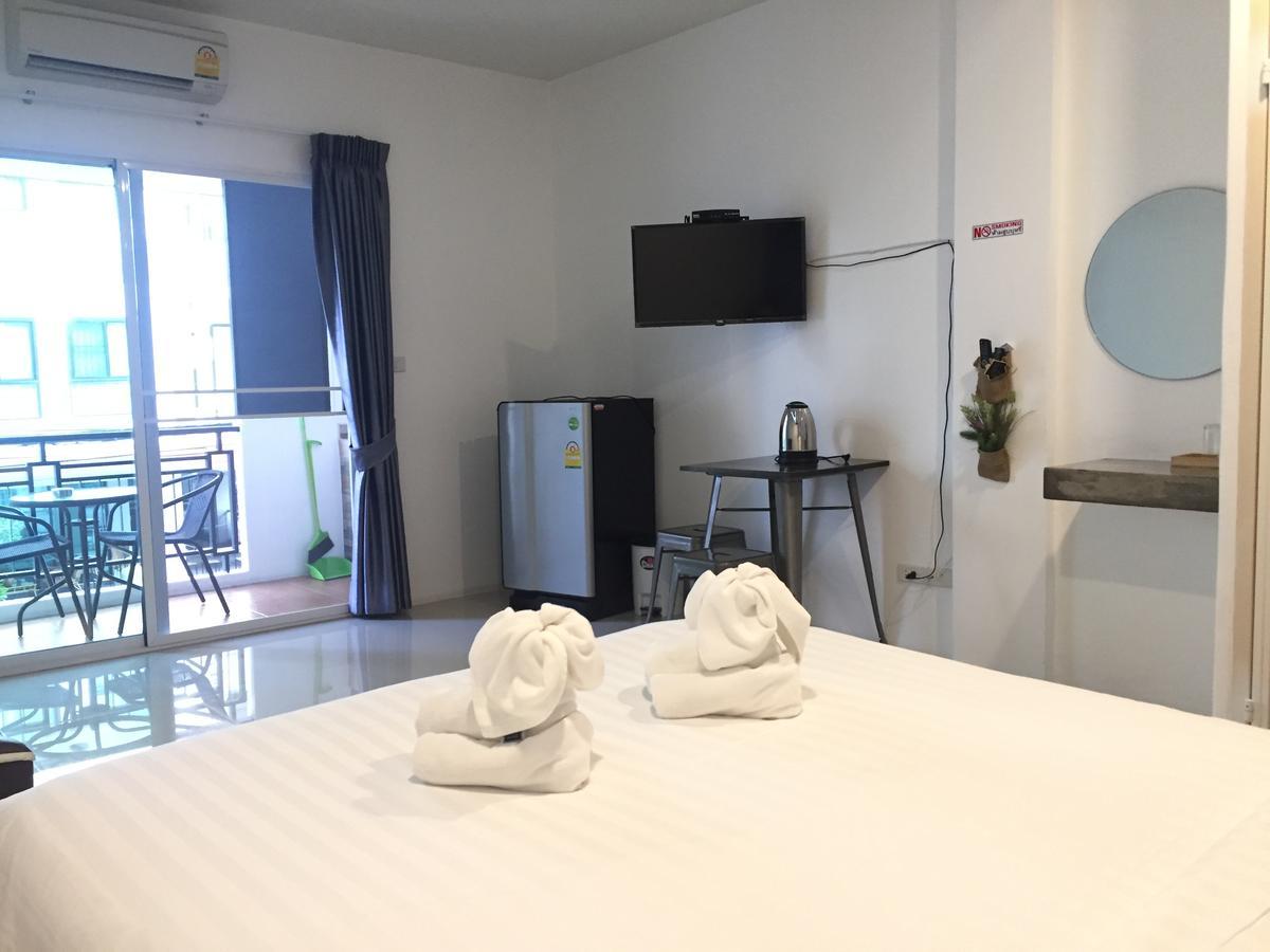 Boutique Summer House Jomtien Beach Extérieur photo