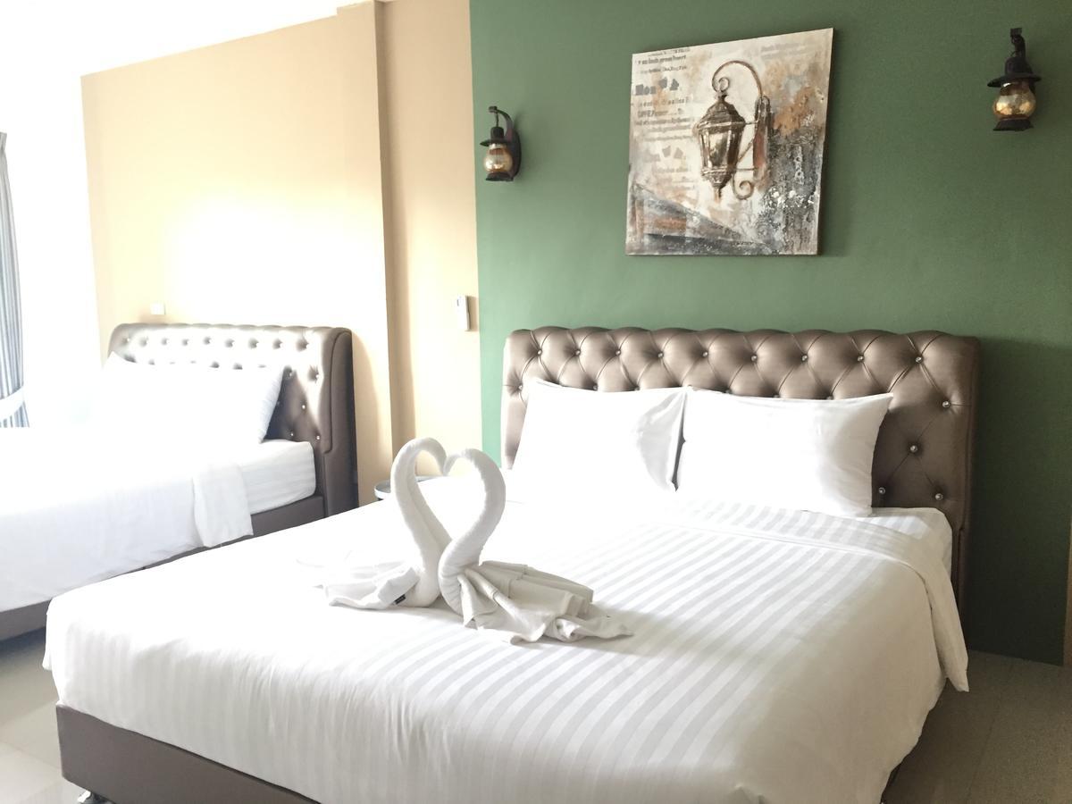 Boutique Summer House Jomtien Beach Extérieur photo