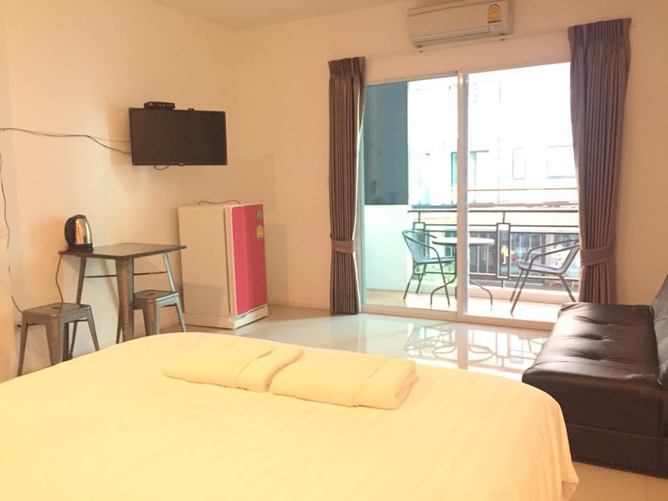 Boutique Summer House Jomtien Beach Extérieur photo